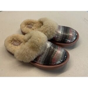 UGG Girls Kids Sparkle Glitter Rainbow Iridescent sherpa Slippers Size 4